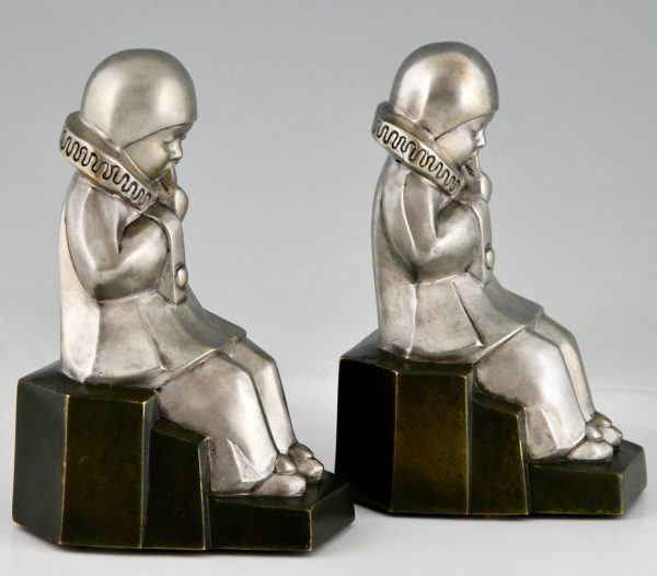 Art Deco bronze bookends little Pierrots