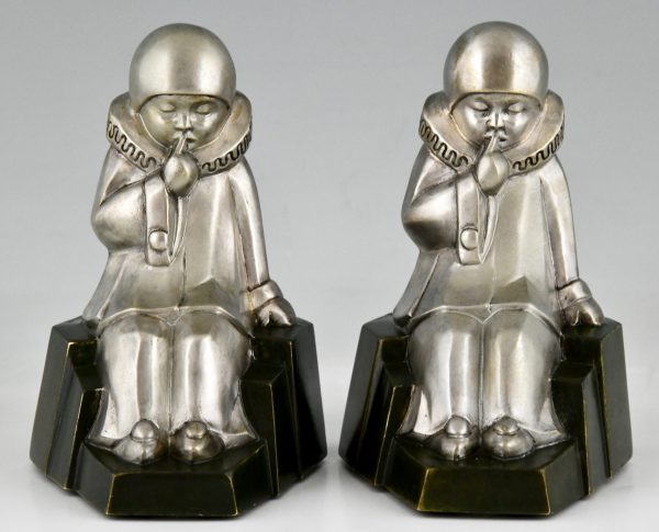 Art Deco bronze bookends little Pierrots