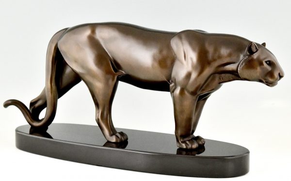 Art Deco sculpture of a panther on oval base