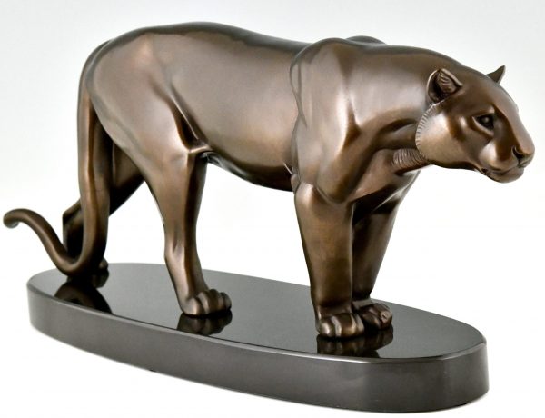 Art Deco sculpture of a panther on oval base