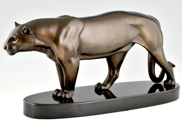 Art Deco sculpture of a panther on oval base