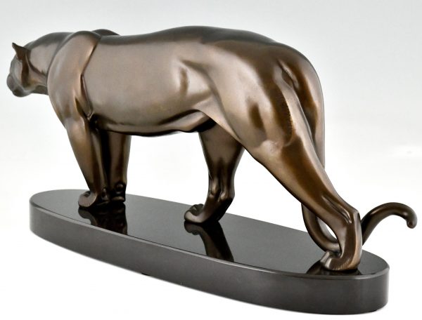 Art Deco sculpture of a panther on oval base