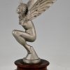 Art Deco auto mascotte in bronze, gevleugelde naakt vrouw