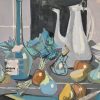 Mid Century schilderij stilleven met koffiepot, fles en fruit op een tafel.