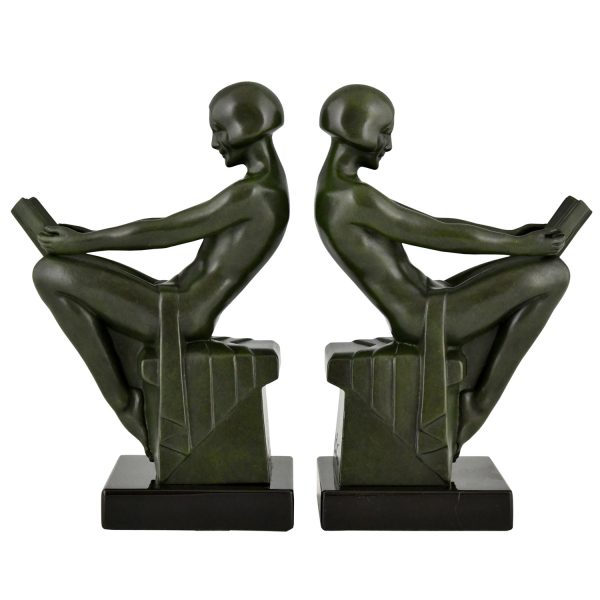 Art Deco bookends with reading nudes Delassement