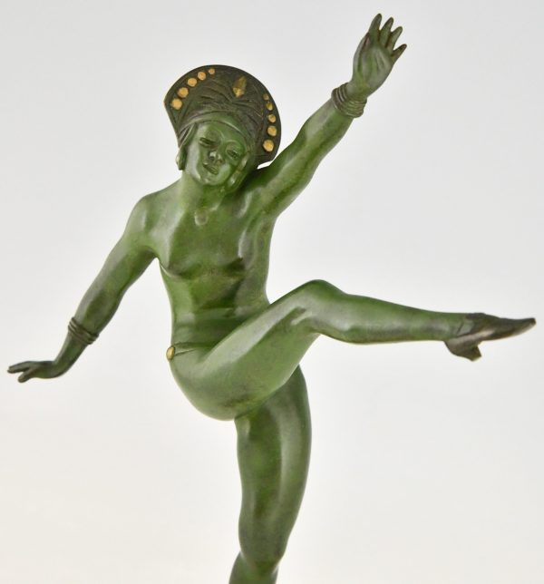 Art Deco bronze sculpture of a nude dancer