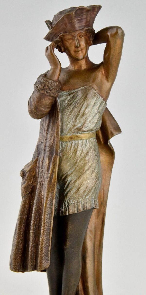 Art Deco bronze sculpture of lady with hat