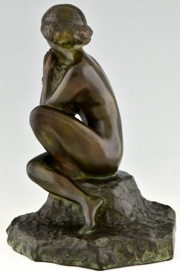 Art Deco Bronze Skulptur kniende Frauenakt mit Blumen