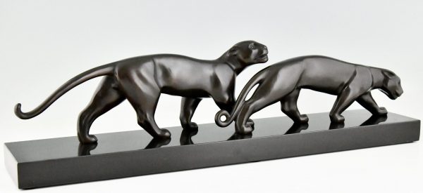 Art Deco Bronzen Sculptuur van Twee Panters