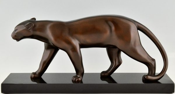 Art Deco bronze sculpture of a panther.