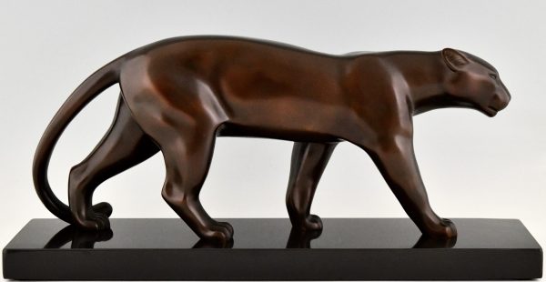 Art Deco bronze sculpture of a panther.