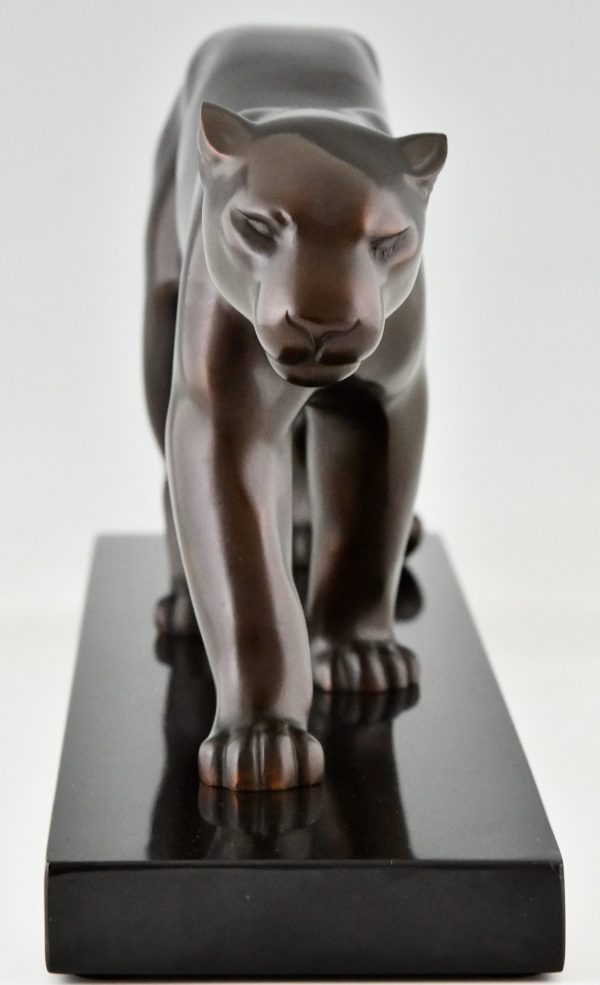 Art Deco bronze sculpture of a panther.