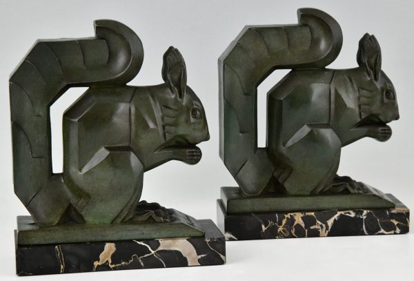 Art Deco Eichhörnchen Buchstützen, großes Modell