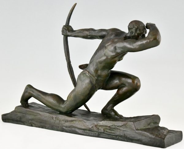 Sculpture en bronze Art Deco homme à l’arc