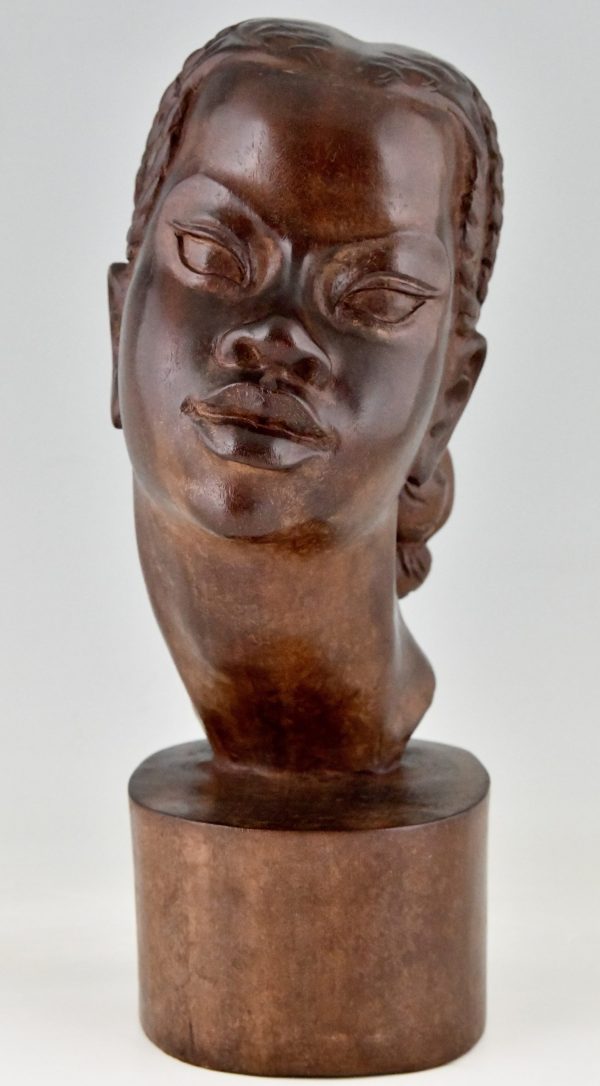 Mid century hand carved wooden sculpture African beauty