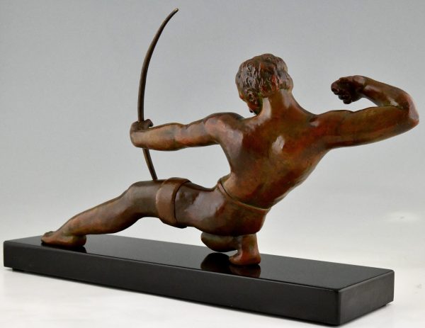 Art Deco sculpture of an archer.