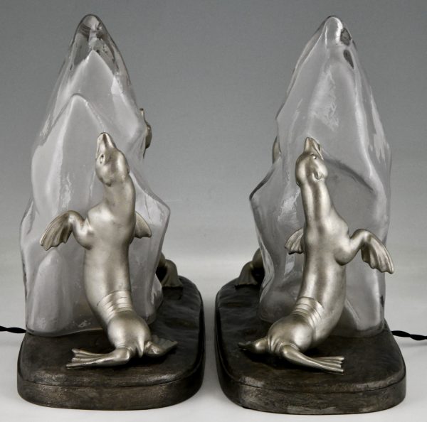 Pair of Art Deco lamps with seals