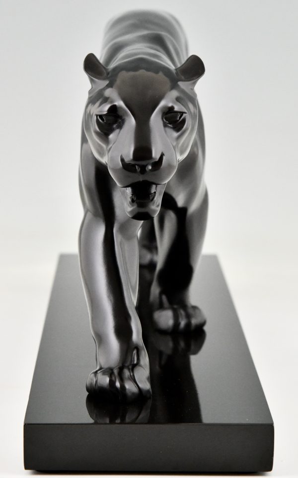 Art Deco sculpture of a panther Baghera