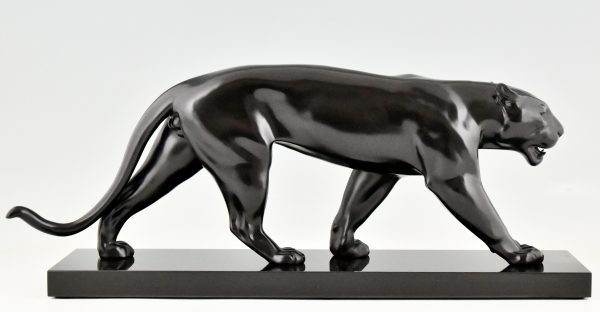 Art Deco sculpture of a panther Baghera