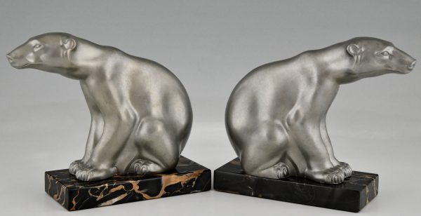 Art Deco polar bear bookends