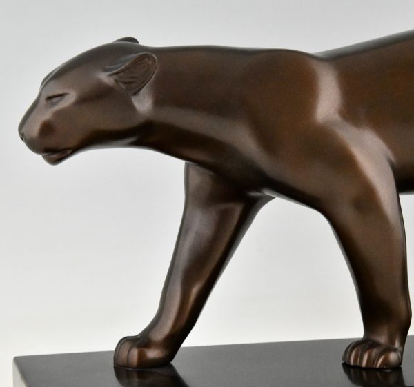 Art Deco bronzen panter sculptuur.