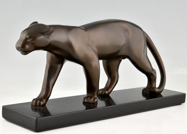 Art Deco bronzen panter sculptuur.