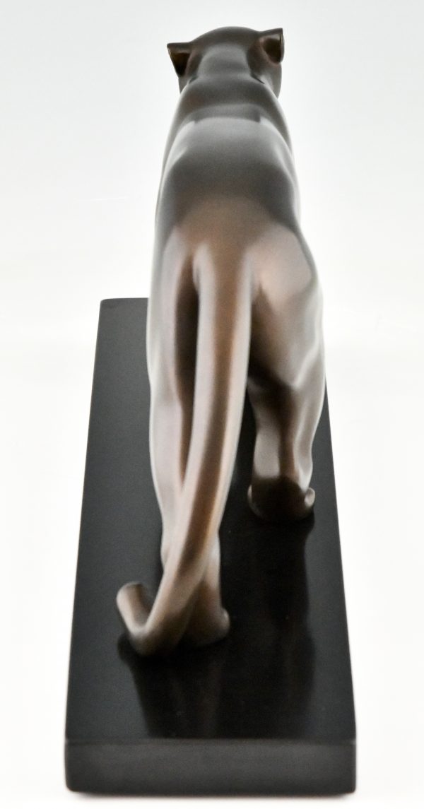 Art Deco bronzen panter sculptuur.