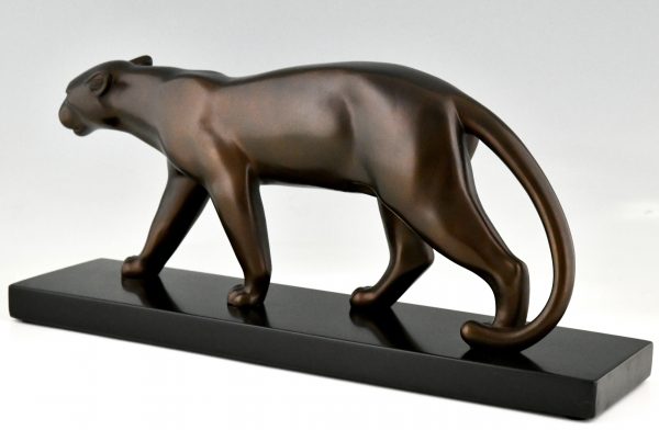 Art Deco bronze sculpture of a panther.