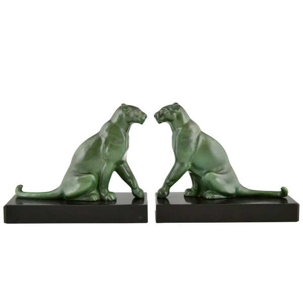 Art Deco panther bookends Carvin - 1
