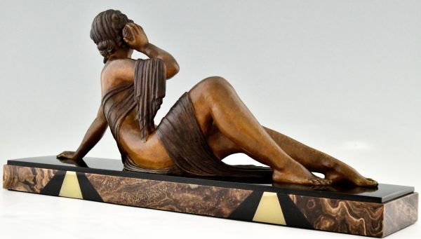 Art Deco sculpture seated nude with shell, The Echo.