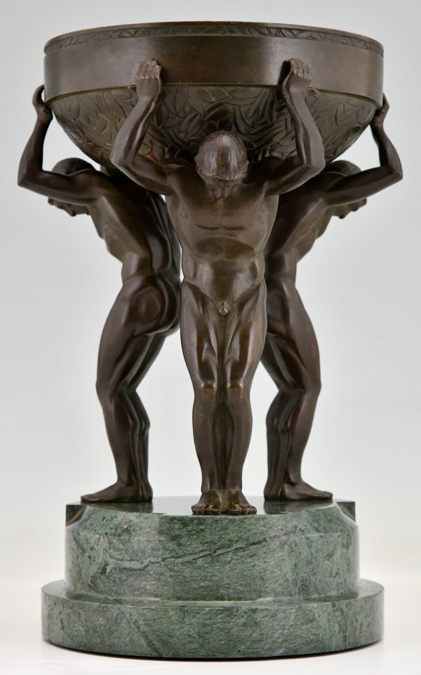 Art Deco Bronzeskulptur Mittelstück Schale mit drei Männern
