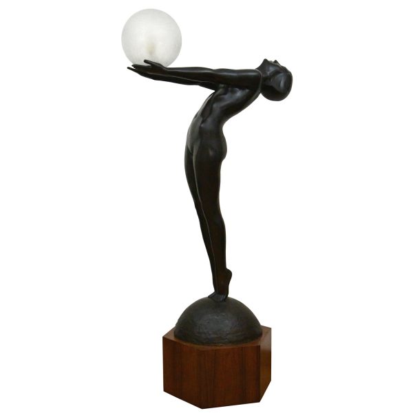 Clarté LEBENSGRÖSSE Art Deco Lampe Bronze Frauenakt mit Kugel.