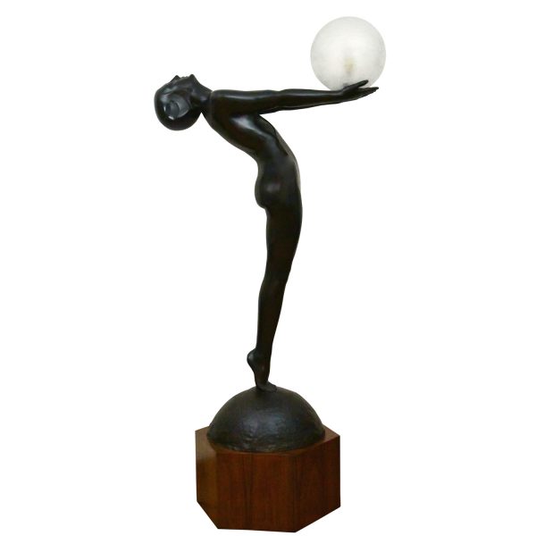 Clarté LEBENSGRÖSSE Art Deco Lampe Bronze Frauenakt mit Kugel.