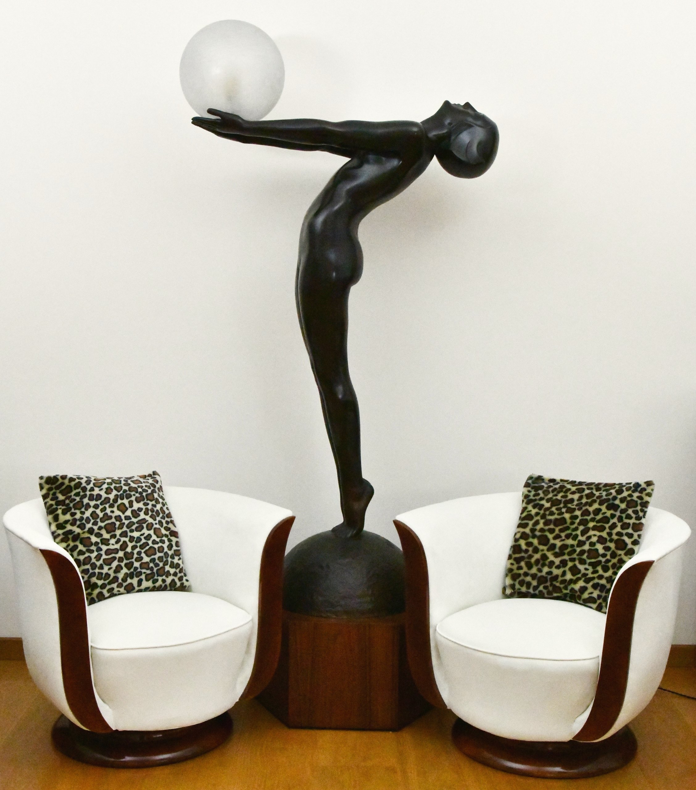 Max Le Verrier Clarte bronze life size ART DECO lamp nude - DECONAMIC