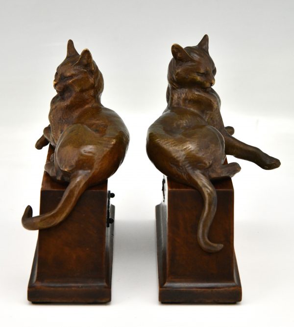 Art Deco bronze bookends with cats