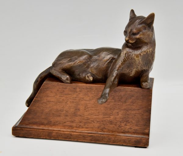 Art Deco bronze bookends with cats