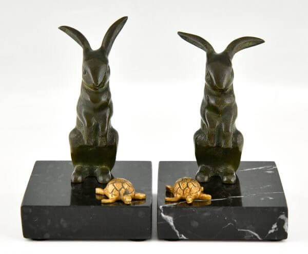 Art Déco Buchstützen Bronze der Hase und die Schildkröte