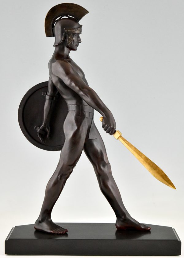 Art Deco sculptuur Gladiator met helm, zwaard en schild