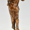 Art Deco bronzen sculptuur rokende vrouw in pyjama.