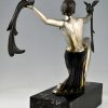 Art Deco Bronzeskulptur Frau mit Paradiesvögeln