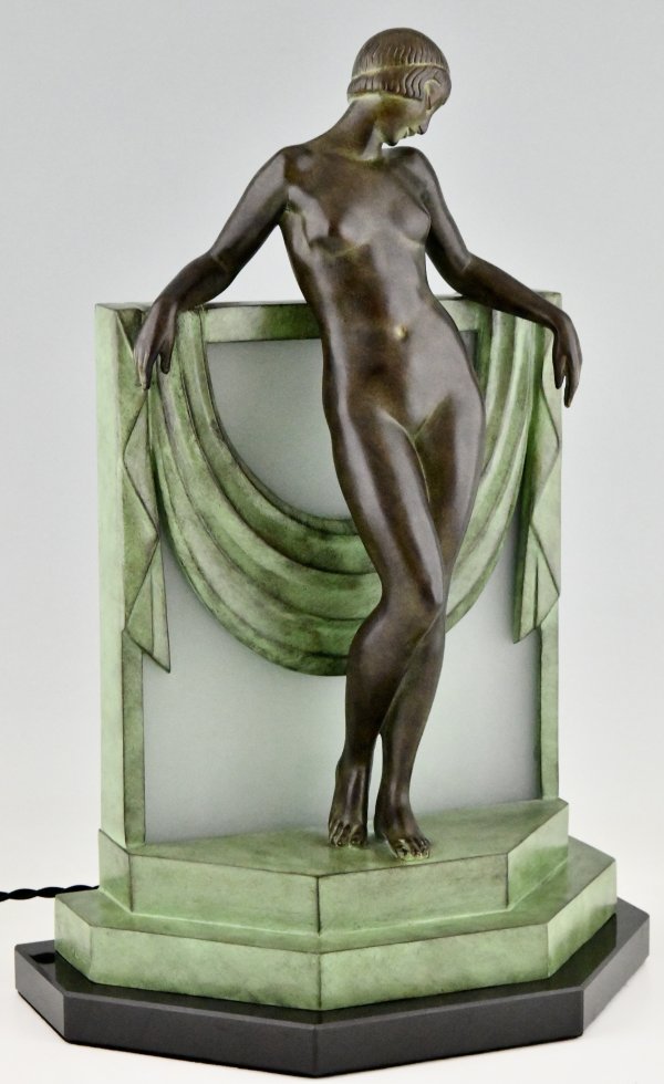  Art Deco style lamp sculpture nude with scarf SERENITE