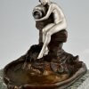 Art Nouveau bronzen sculptuur kamerfontein zittend naakt met vaas