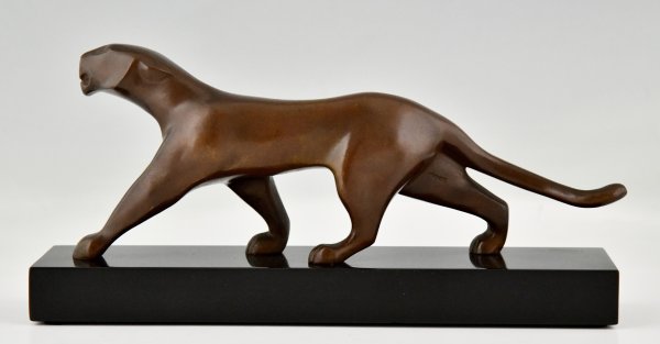 Art Deco bronze sculpture of a panther