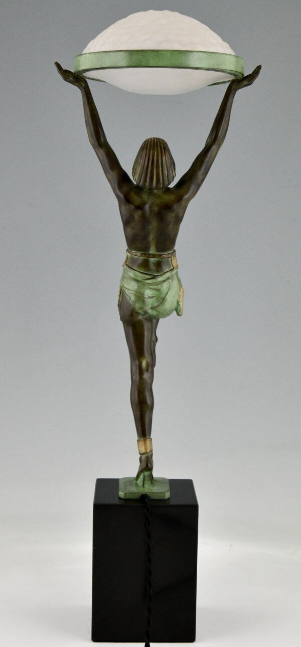 Art Deco style lamp with dancer DANSEUSE A LA COUPE.