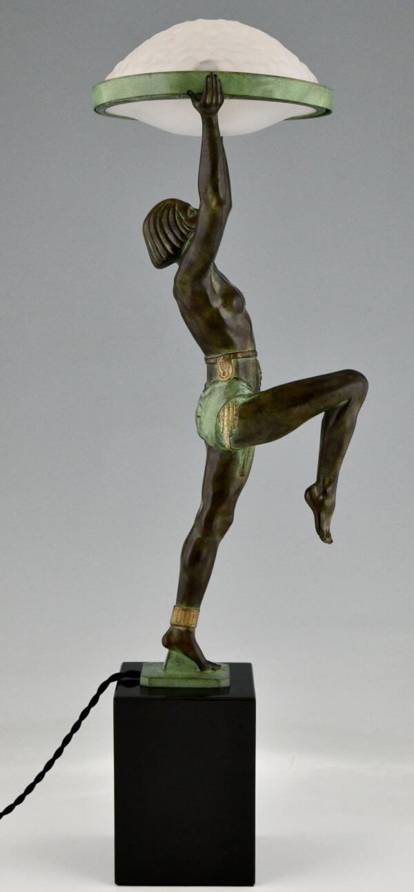 Art Deco style lamp with dancer DANSEUSE A LA COUPE.