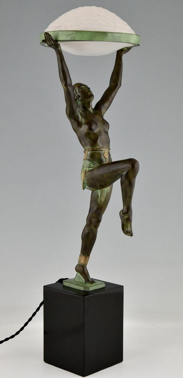 Art Deco style lamp with dancer DANSEUSE A LA COUPE.