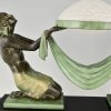 Lampe de style Art Déco nus agenouillés tenant une coupe OFFRANDE