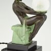 Lampe Art Deco Stil sitzende Frau DELASSEMENT LUMINEUX