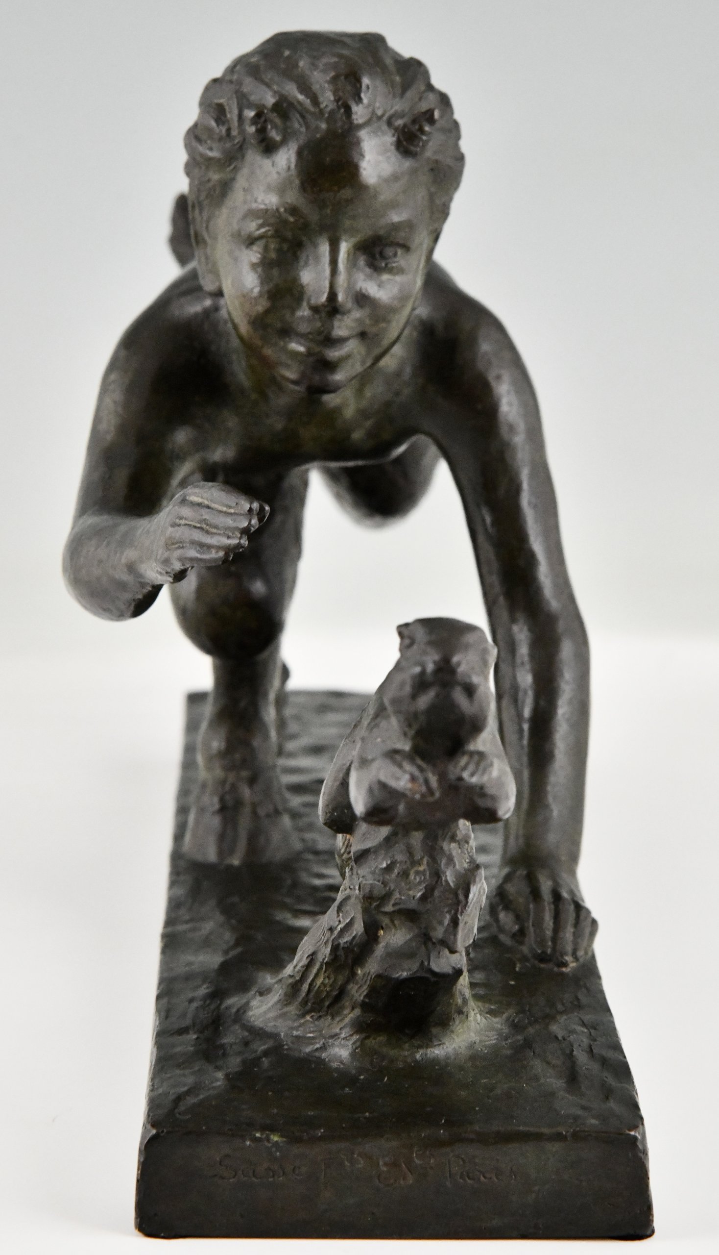 Art Déco Bronzeskulptur Faun und Eichhörnchen
