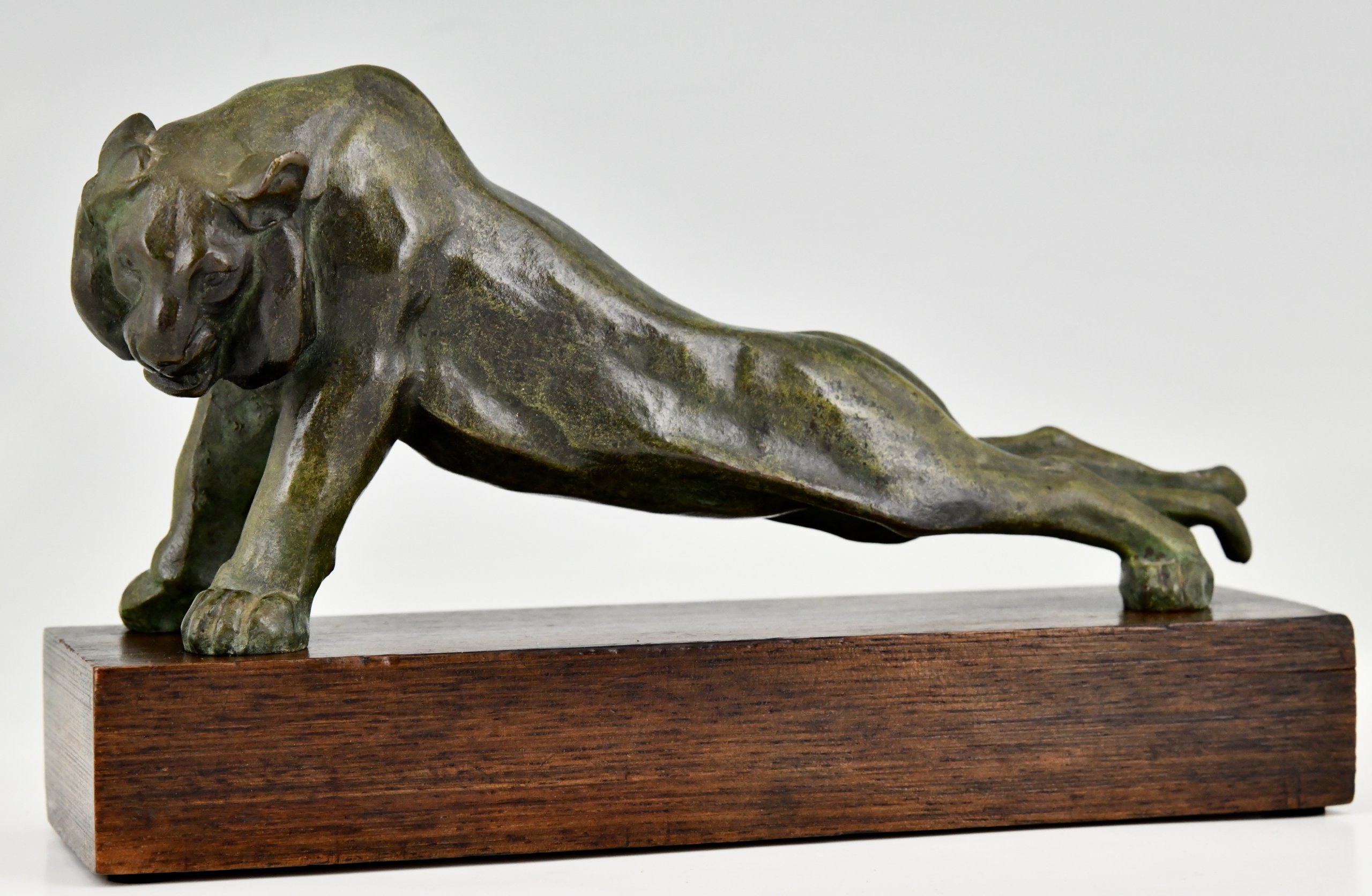 Art Deco bronze bookends panther and tiger.